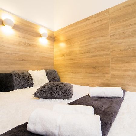 Smart Apartment On Filatova Lwów Zewnętrze zdjęcie
