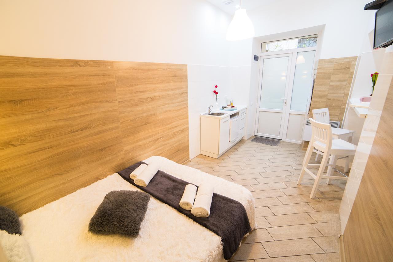 Smart Apartment On Filatova Lwów Zewnętrze zdjęcie