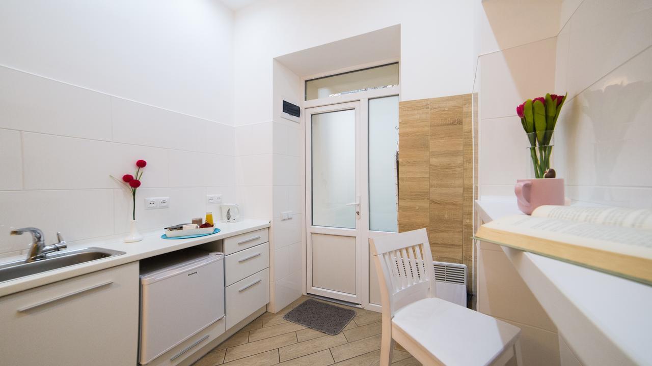 Smart Apartment On Filatova Lwów Zewnętrze zdjęcie